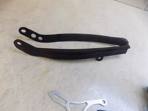Yamaha YZ250F Chain Slider w/ Rollers guide sprocket guard  YZ 250f f 2024 NEW 2