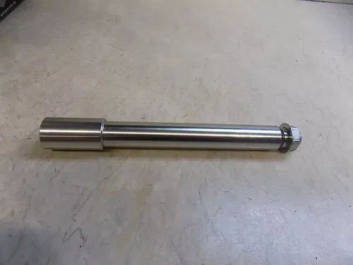 Yamaha YZ250F Front Wheel Axle Bolt   YZ 250f f 2024 NEW #2