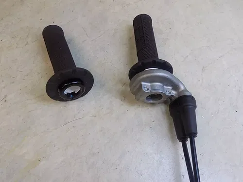 KTM 125XC sx 250 Throttle Tube w/ Cables & left grip 125 xc 2023 NEW *