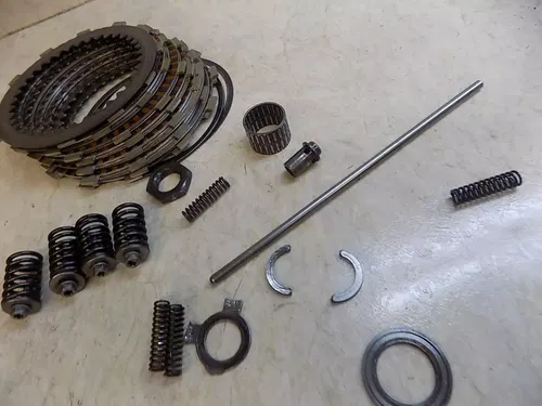 KTM 690 Enduro Clutch Kit   2013