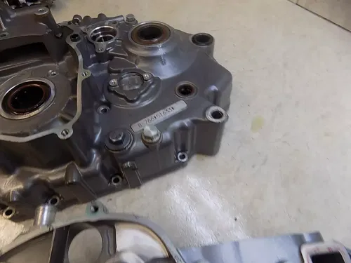 Husqvarna 701sm Engine Case halves left Right   sm 701 enduro 2018 eng  690