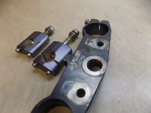Honda CR500 Applied Racing Triple Tree Clamp w/ 1 1/8 clamp    CR 500 1997