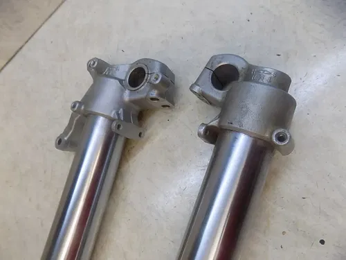 Yamaha YZ 125 250 450 Front Lowers Suspension Legs