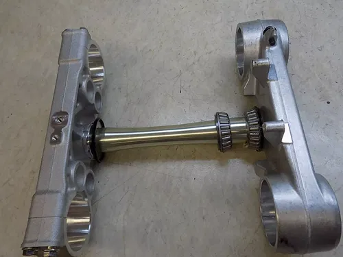 Honda CRF450R Triple Tree Clamp     CRF 450R R 2023 new