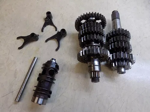 KTM 690 Enduro Transmission w/ shift forks / shaft / drum 2013