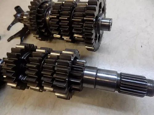 KTM 690 Enduro Transmission w/ shift forks / shaft / drum 2013