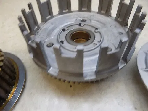 Suzuki LTZ400 Clutch Basket w/ Hub / pressure Plate LTZ 400