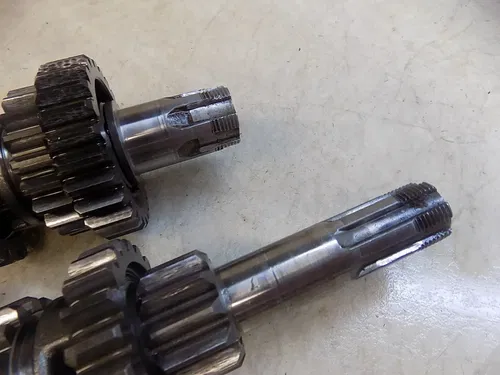 Suzuki LT500R Transmission w/ Gears / Shafts 500R  Quadzilla 1987 eng