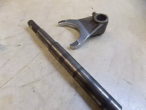Honda CR500 Transmission Shift forks (2) w/ Shafts   CR 500 1984