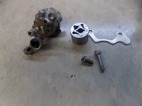 Kawasaki KX450 Oil Pump   KX 450 2024 NEW