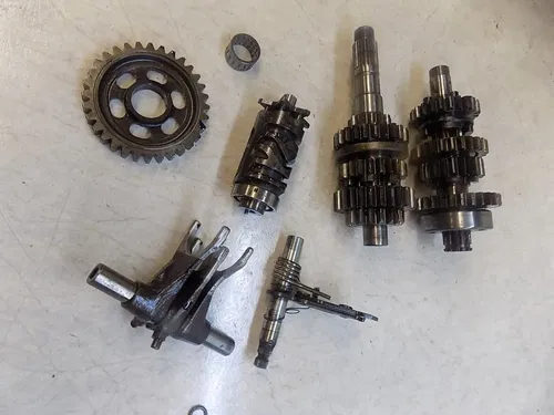 Honda XR650L Transmission w/ shift forks drum shaft   XR 650L L 2012 eng