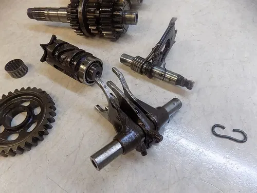 Honda XR650L Transmission w/ shift forks drum shaft   XR 650L L 2012 eng