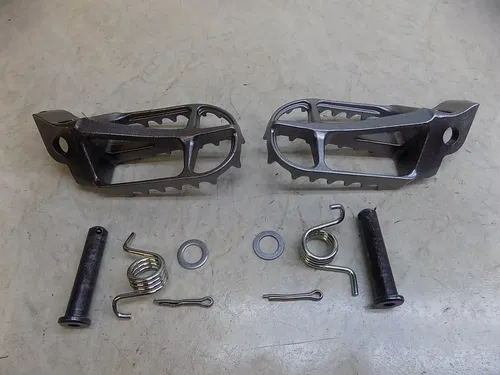Kawasaki KX250 Footpegs Set pegs w/ Hardware   KX 250 2025 NEW #2
