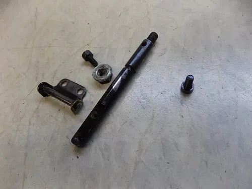 Kawasaki KX500 Powervalve Arm   KX 500 2002