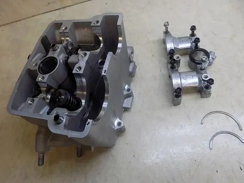 Kawasaki KX250 Head Assembly w/ Valves    KX 250 2025 NEW