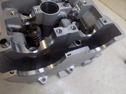 Kawasaki KX250 Head Assembly w/ Valves    KX 250 2025 NEW