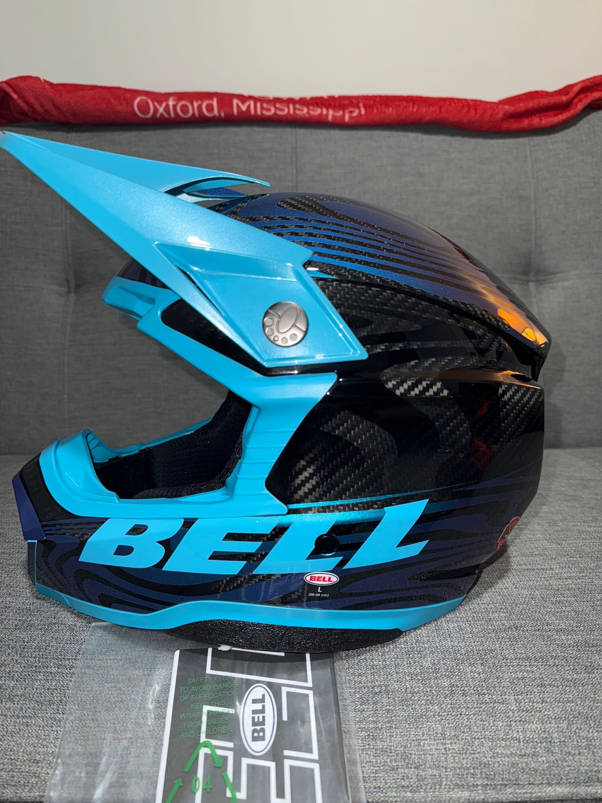 Bell Moto-10 Spherical. Size: L. Brand New Never Worn.