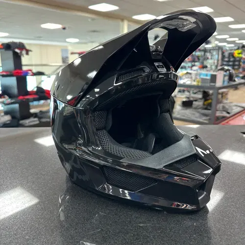 fox v1 plaic helmet size xs