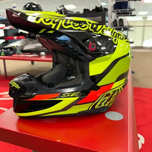 Troy Lee Designs Helmets - Size M