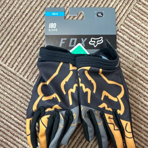 Fox Gloves
