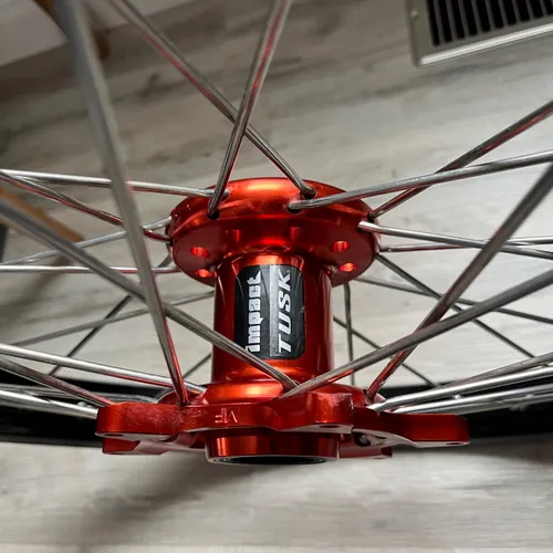 Tusk Impact wheel set 19"21"