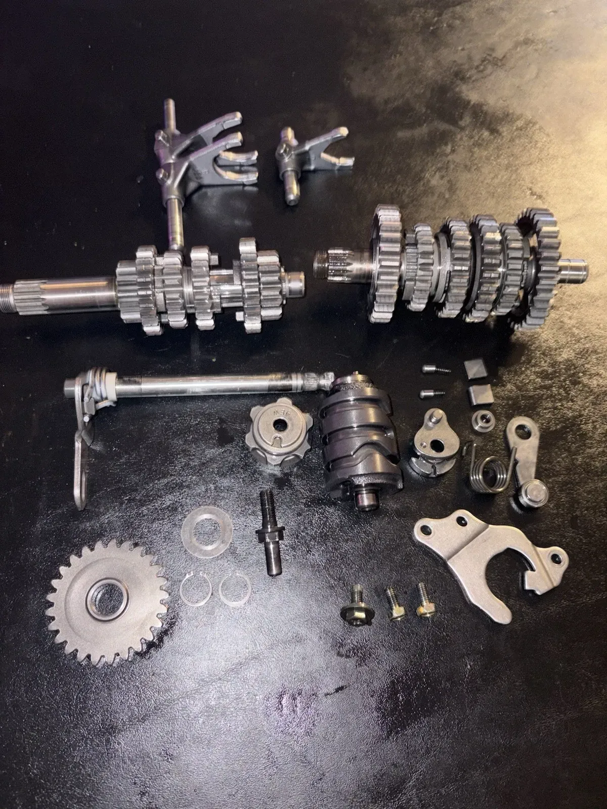 00-01 2000 YZ125 YZ 125 OEM Transmission Axle Shaft Gears Gearbox Shift Assembly