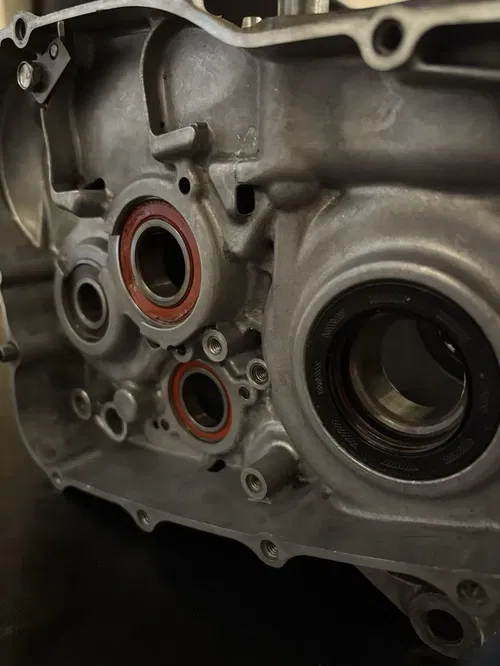 2004 04 HONDA CRF450R OEM LEFT & RIGHT ENGINE MOTOR CRANKCASE CRANK CASES BLOCK