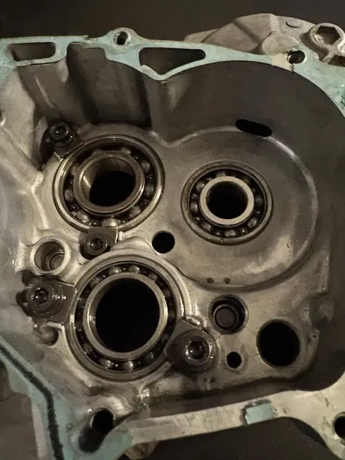 2004 04 HONDA CRF450R OEM LEFT & RIGHT ENGINE MOTOR CRANKCASE CRANK CASES BLOCK