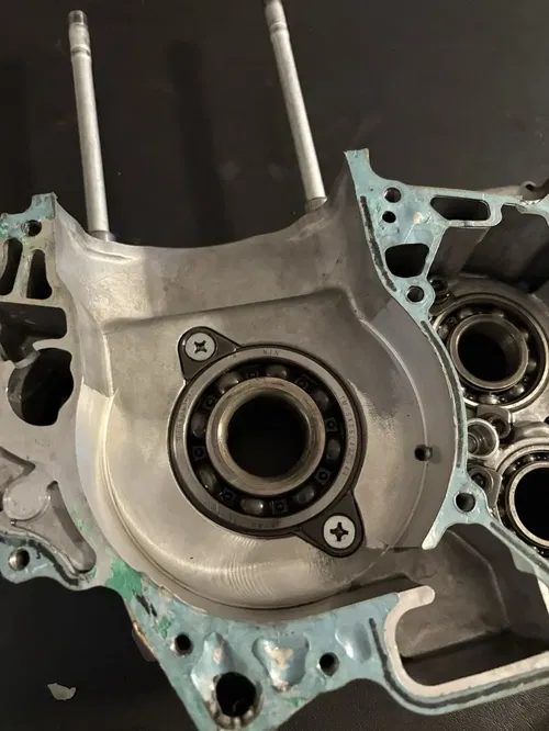 2004 04 HONDA CRF450R OEM LEFT & RIGHT ENGINE MOTOR CRANKCASE CRANK CASES BLOCK