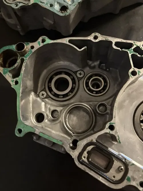 2004 04 HONDA CRF450R OEM LEFT & RIGHT ENGINE MOTOR CRANKCASE CRANK CASES BLOCK