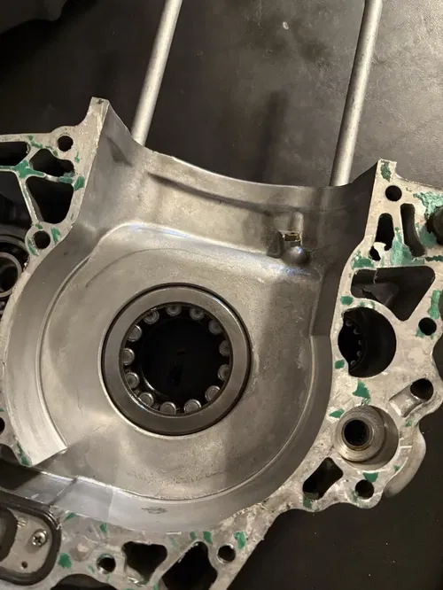 2004 04 HONDA CRF450R OEM LEFT & RIGHT ENGINE MOTOR CRANKCASE CRANK CASES BLOCK