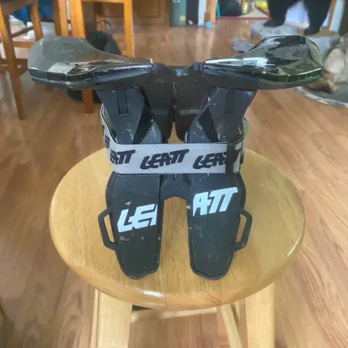 Leatt Neck Brace
