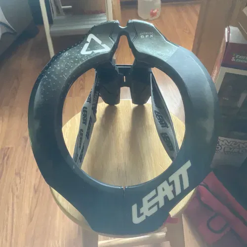 Leatt Neck Brace