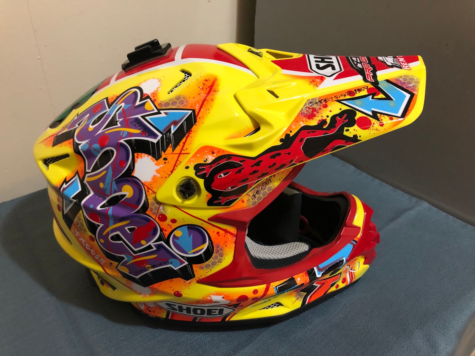 SHOEI Red Ant Helmet | Marc Márquez Helmet | Teeny Helmets