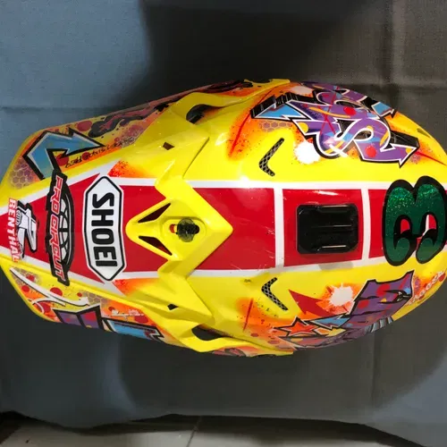 SHOEI X-Fourteen Marquez4 TC-1 – 605 Motorsports