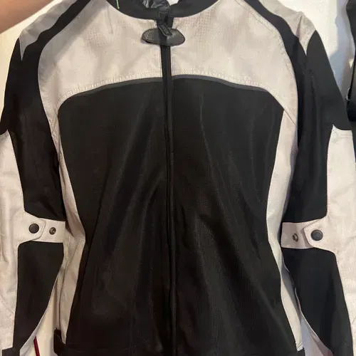 Reax Jacket
