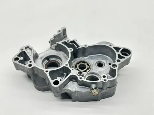1994 Yamaha YZ125 Right Side Engine Case Crankcase Bottom End 4JY-15121-00-00