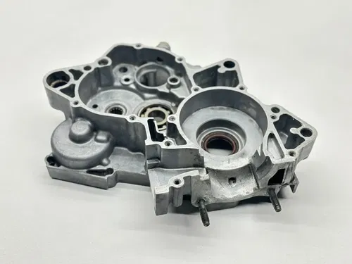 1994 Yamaha YZ125 Right Side Engine Case Crankcase Bottom End 4JY-15121-00-00