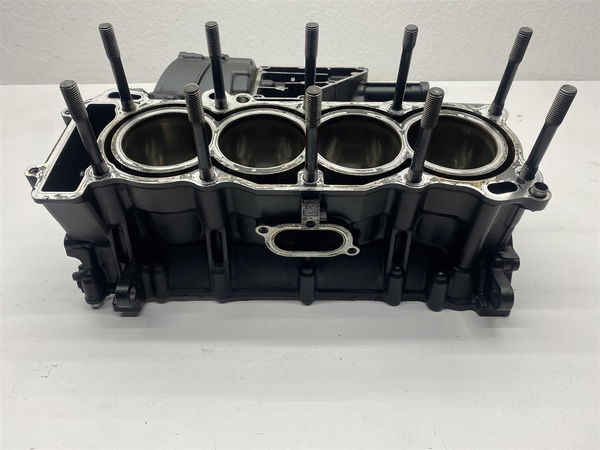 2009 Yamaha YZF-R6 Cylinder Block Engine OEM 2C0-15100-08-00 2009 Yamaha YZF-R6 Cylinder Block Engine OEM 2C0-15100-08-00