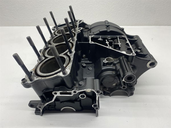 2009 Yamaha YZF-R6 Cylinder Block Engine OEM 2C0-15100-08-00 2009 Yamaha YZF-R6 Cylinder Block Engine OEM 2C0-15100-08-00