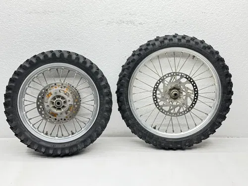 2016 Suzuki RM85 Wheel Set Front Rear 17/14 Rim Tire Sprocket Hub 54111-02B42 RM