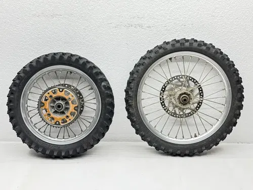 2016 Suzuki RM85 Wheel Set Front Rear 17/14 Rim Tire Sprocket Hub 54111-02B42 RM