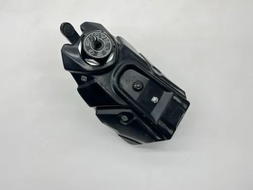 2012 Honda CRF250R Gas Tank Fuel OEM Cap Petrol 17500-MFN-S01ZA Black Dirt Bike