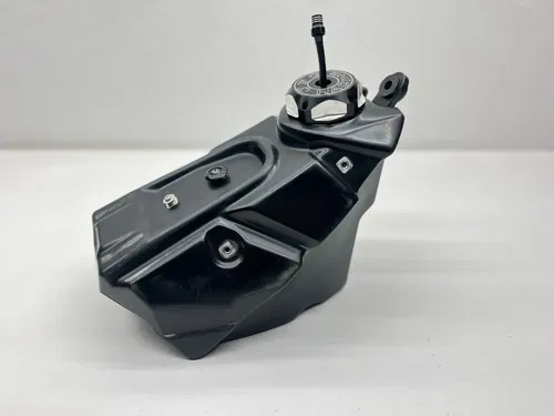 2012 Honda CRF250R Gas Tank Fuel OEM Cap Petrol 17500-MFN-S01ZA Black Dirt Bike
