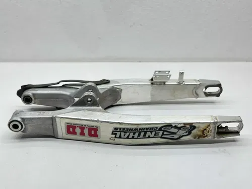 2004 Honda CRF250R Swingarm Suspension OEM Rear Swing Arm 52200-KSK-000 CRF 250R