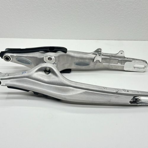 New 2024 KTM 125SX Swingarm Rear Swing Arm Suspension A46004130000 Husqvarna