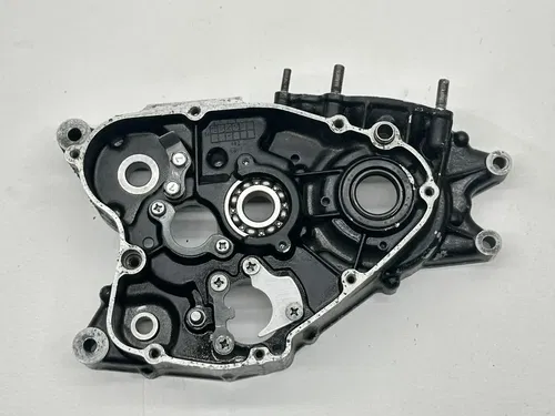 1980 Suzuki RM125 Right Side Engine Case Cover Crankcase Half Bottom End RM 125