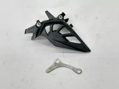 2015 Honda CRF250R Engine Front Sprocket Guard Bolt Case Saver Plate Dirt Bike