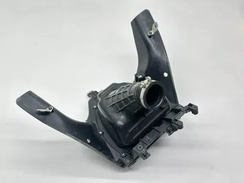 2022 Yamaha YZ450F Airbox Cleaner Case Intake Duct OEM Airboot Assembly YZ 450F