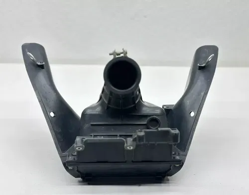 2022 Yamaha YZ450F Airbox Cleaner Case Intake Duct OEM Airboot Assembly YZ 450F
